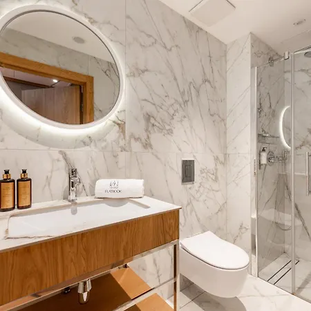 Flatbook - Center Deo Plaza *