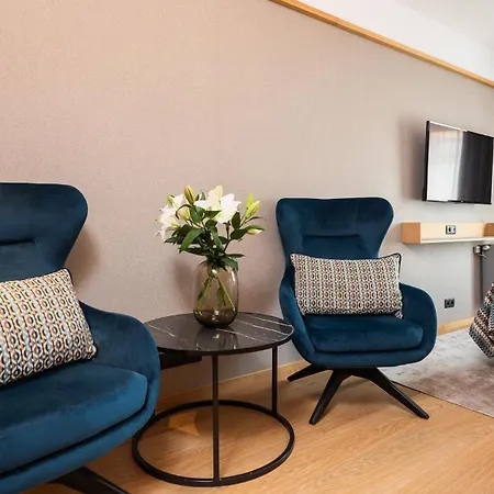 Flatbook - Center Deo Plaza *