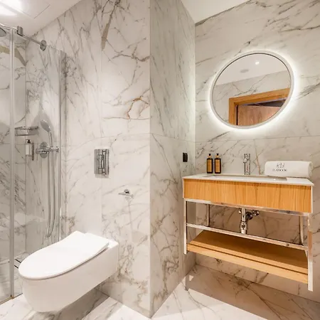 Flatbook - Center Deo Plaza *