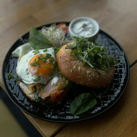 Flatbook - Center Deo Plaza Lejlighed