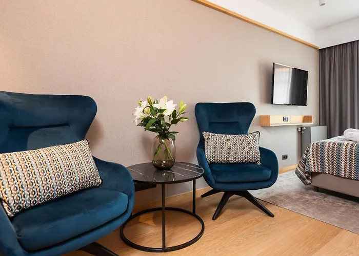 Flatbook - Center Deo Plaza *