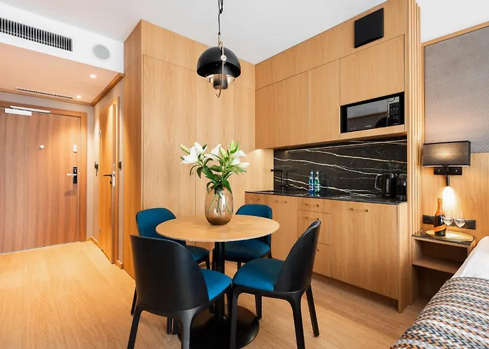 Flatbook - Center Deo Plaza Apartament *